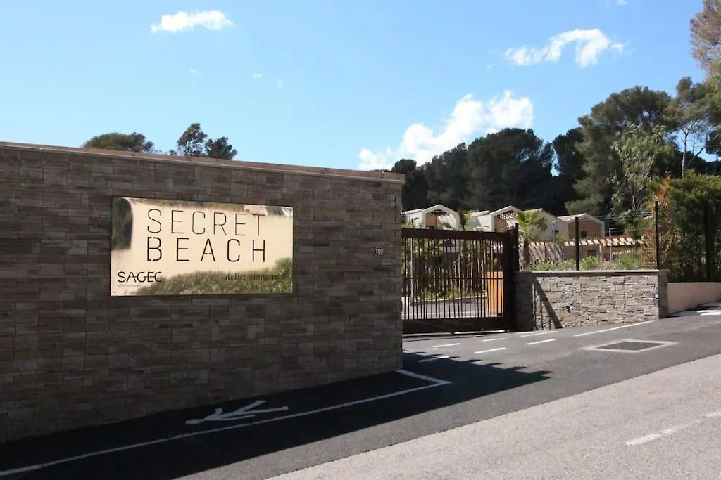 Appartment Alizee, Airco, Pool And Near Beach ラ・クロワ・ヴァルメ 0*,  フランス